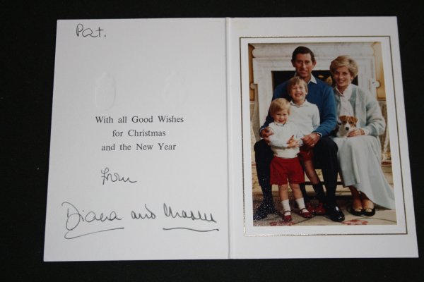 Рождественские открытки королевской семьи великобритании (39 фото)